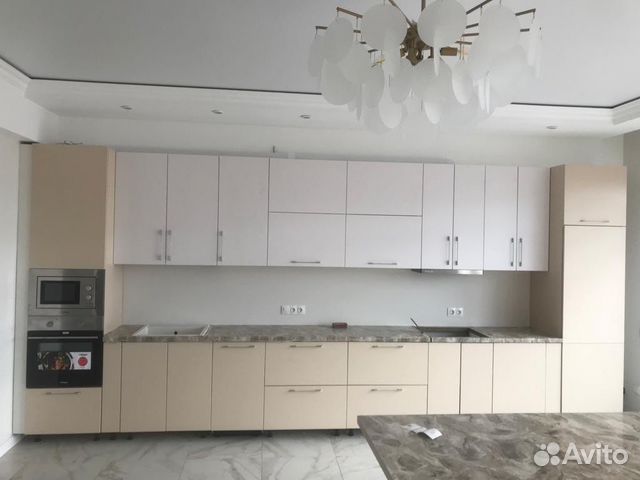 Кухня под потолок