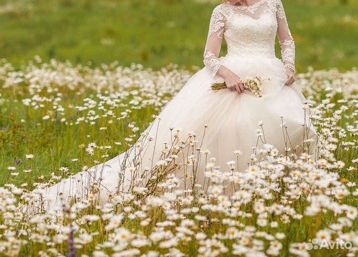 Свадебное платье 44 46 бу