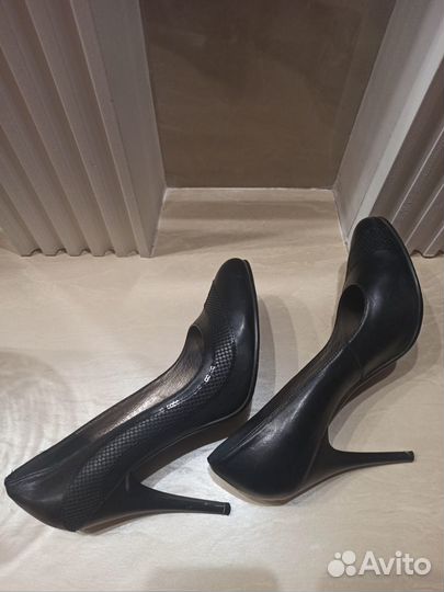 Кожаные туфли