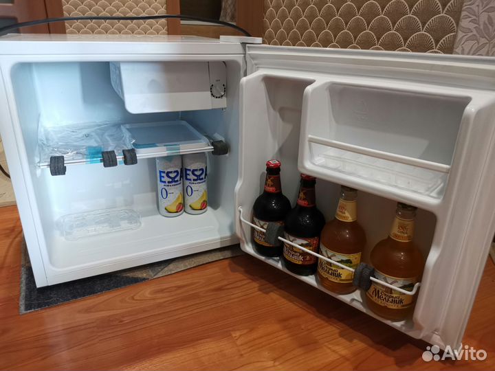 Мини Холодильник Midea новый
