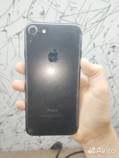 iPhone 7, 32 ГБ