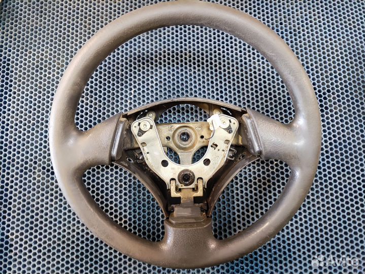 Руль toyota corolla e120