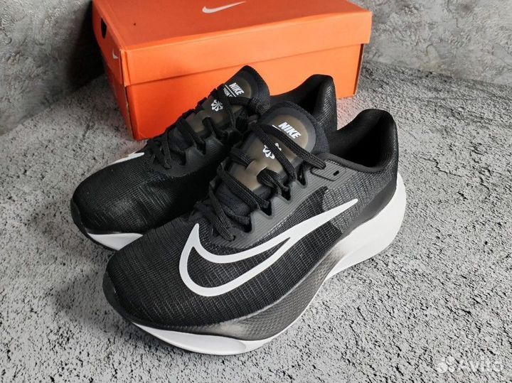 Кроссовки Nike zoomx беговые