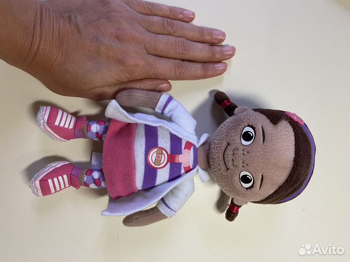 Кукла доктор Плюшева