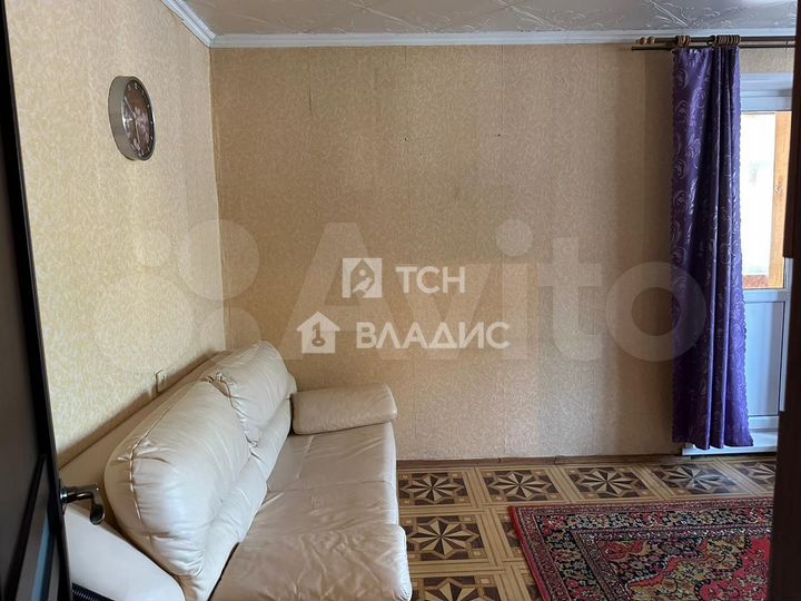 2-к. квартира, 42,7 м², 1/10 эт.