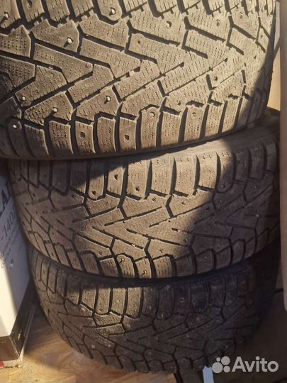 Pirelli Ice Zero 225/50 R17