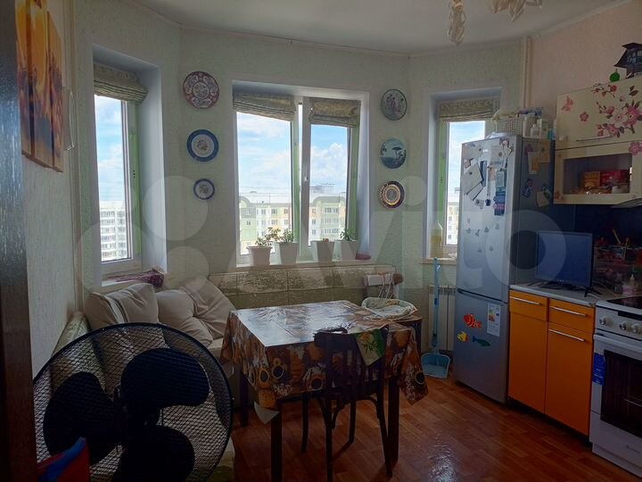 2-к. квартира, 61 м², 17/17 эт.