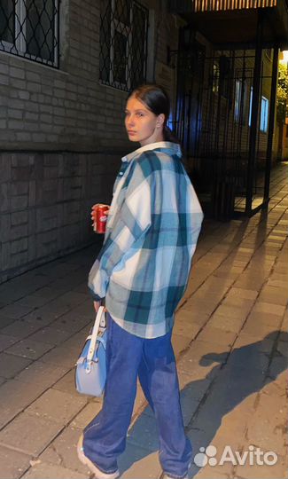 Администратор, хостес