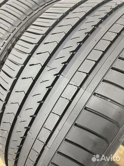 Winrun R330 285/35 R21