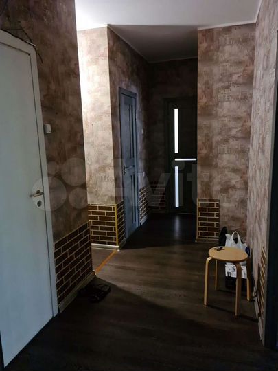 2-к. квартира, 54 м², 1/3 эт.