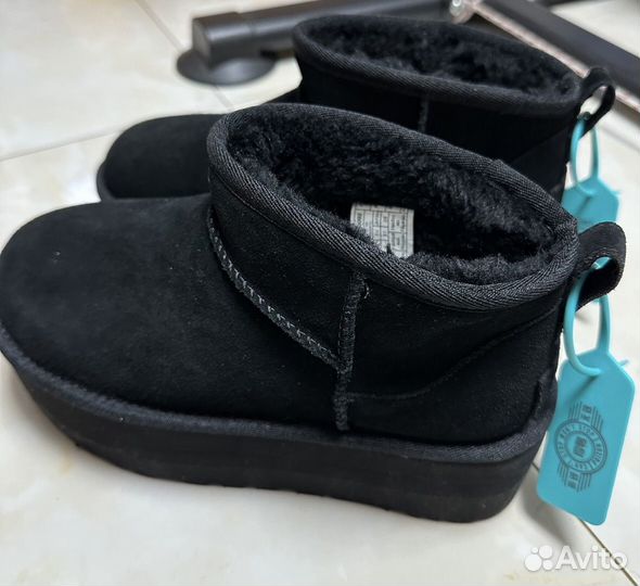 Ugg ultra mini platform Black Poizon