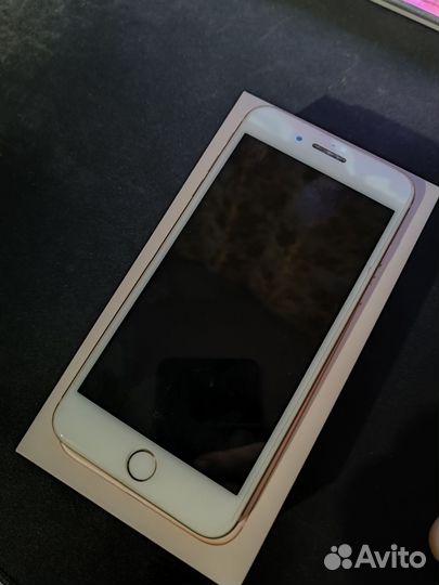 iPhone 8 Plus, 64 ГБ