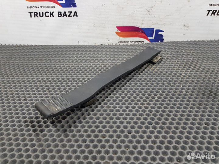 41213696 Крепление заднего крыла Iveco Stralis