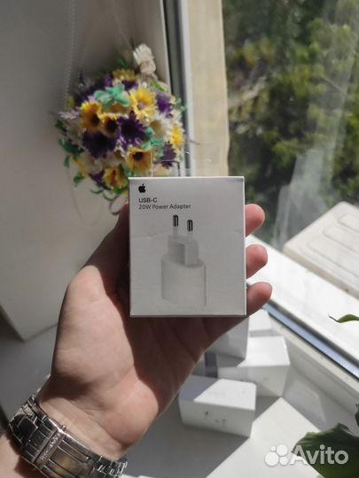 Быстрая зарядка iPhone 20W (блок + кабель)