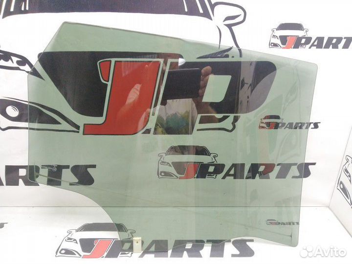 Стекло двери задней Mazda 3