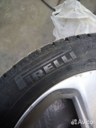Pirelli Ice Zero 18/55 R18