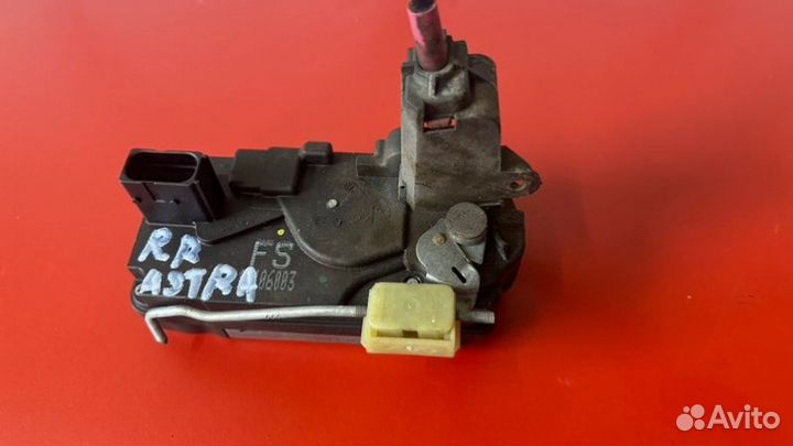 Замок двери задний правый Opel Astra H 1.6 Z16XEP