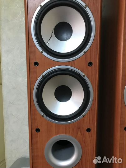 Напольная акустика Jamo FC 4600