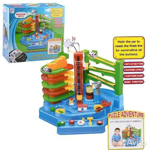 Игрушечный автотрек в коробке