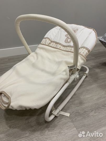 Шезлонг детский с вибрацией