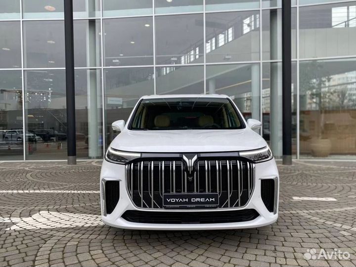 Voyah Dream 1.5 AT, 2023