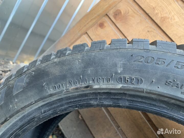 Зимня резина kumho 205 50 r17