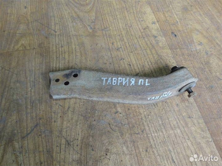 Рычаг передний поперечный левый ZAZ 1102 Таврия