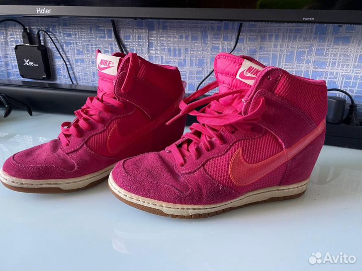 Кроссовки nike женские