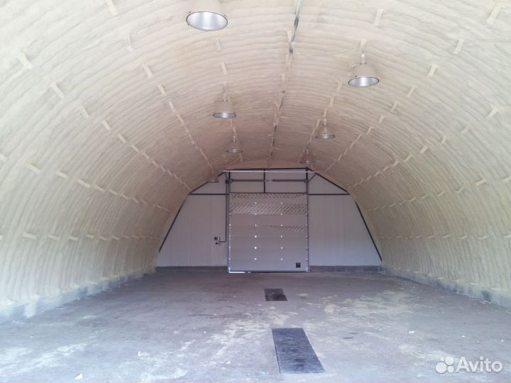 Утепление пенополиуретаном складов/ангаров