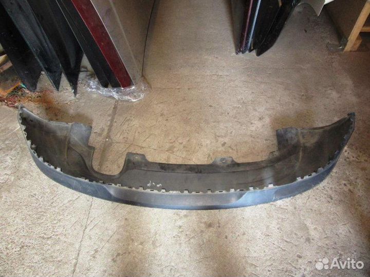 Юбка заднего бампера Volkswagen Tiguan 2 (2011)