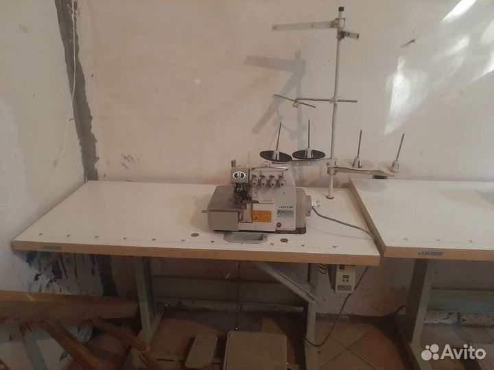 Швейная машина juki