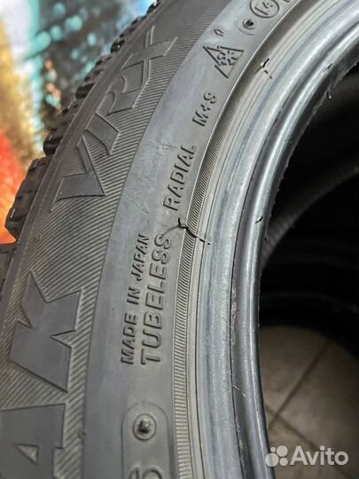 Bridgestone Blizzak VRX 225/50 R17