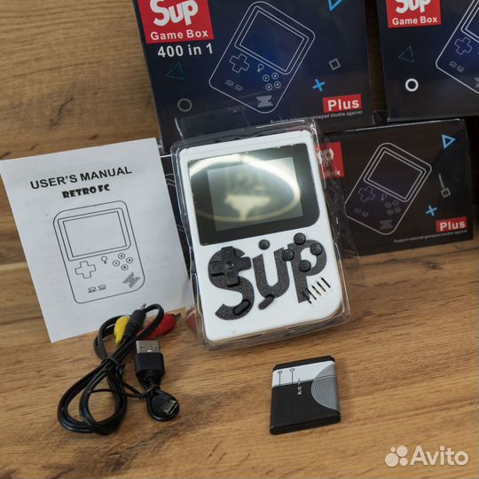 Игровая приставка SUP dendy в белом цвете