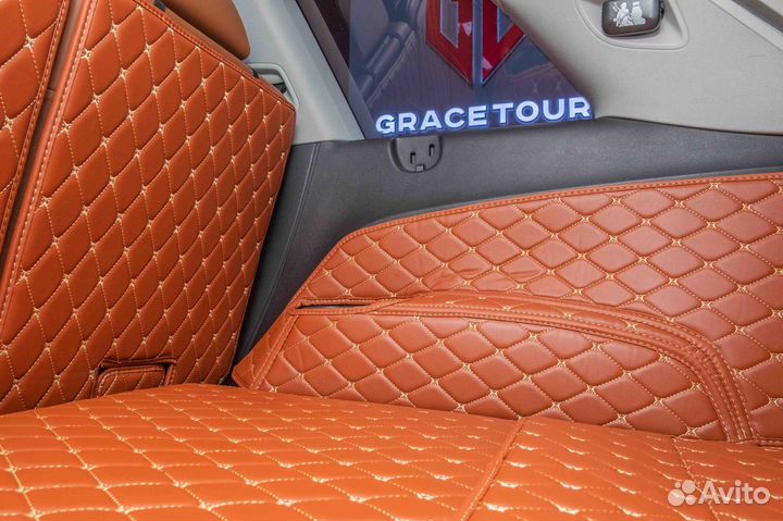 Автоковрики в багаж Audi Q7