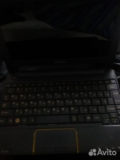 Ноутбук toshiba