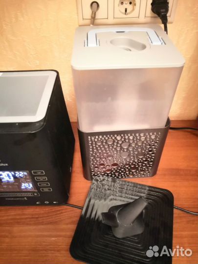 Увлажнитель воздуха Electrolux EHU-3810D