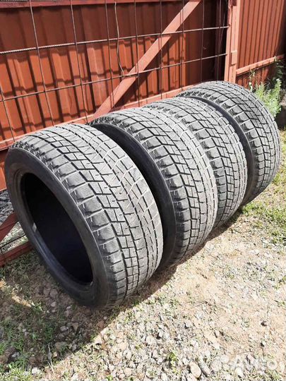 Bridgestone Blizzak DM-V1 285/50 R20