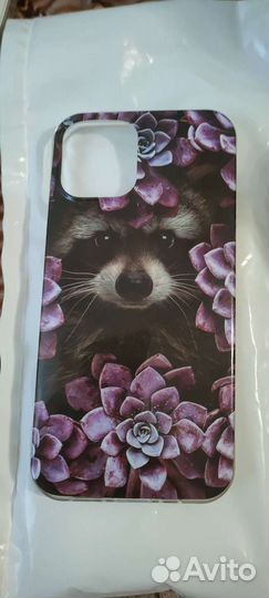 Чехол на iPhone 12