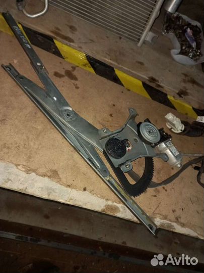 Стеклоподьемник передний правый шевроле авео 250