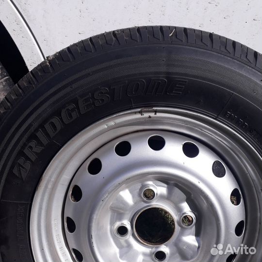 Bridgestone V600 5/8 R13