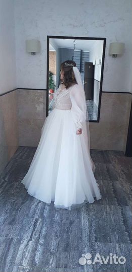 Свадебное платье