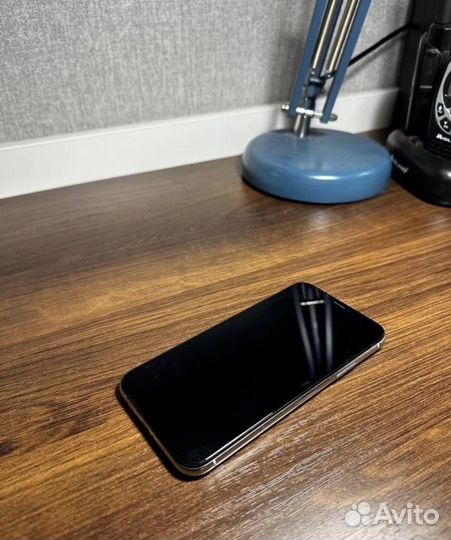 iPhone Xs, 256 ГБ