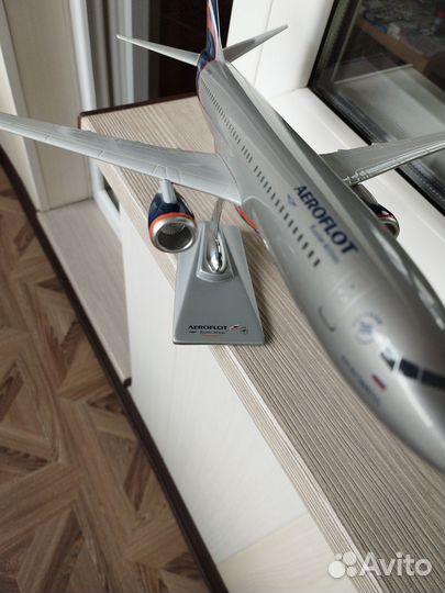 Макет самолета boeing 737-800