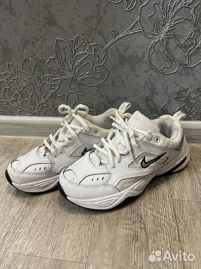 Кроссовки Nike Tekno женские