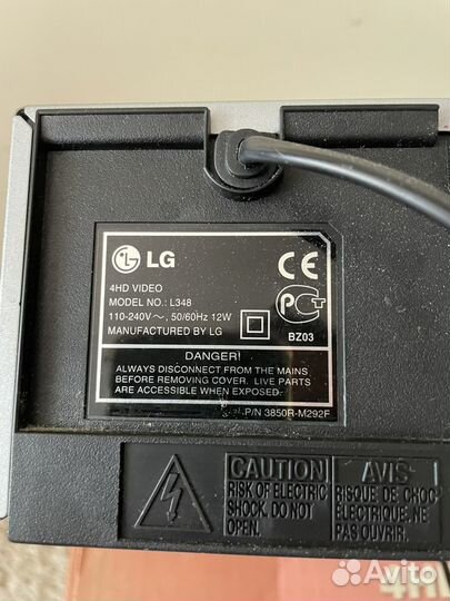 Видеомагнитофон LG L348