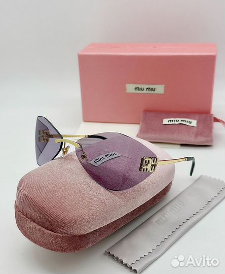 Солнцезащитные очки женские Miu Miu