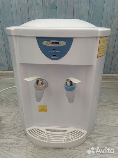 Кулер для воды настольный AEL