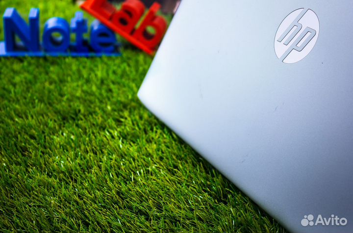 Ноутбук HP i5 8250, 8Gb, SSD 512Gb, 1920х1080