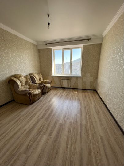 2-к. квартира, 80 м², 10/11 эт.