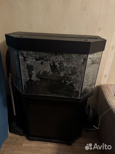 Аквариум с тумбой